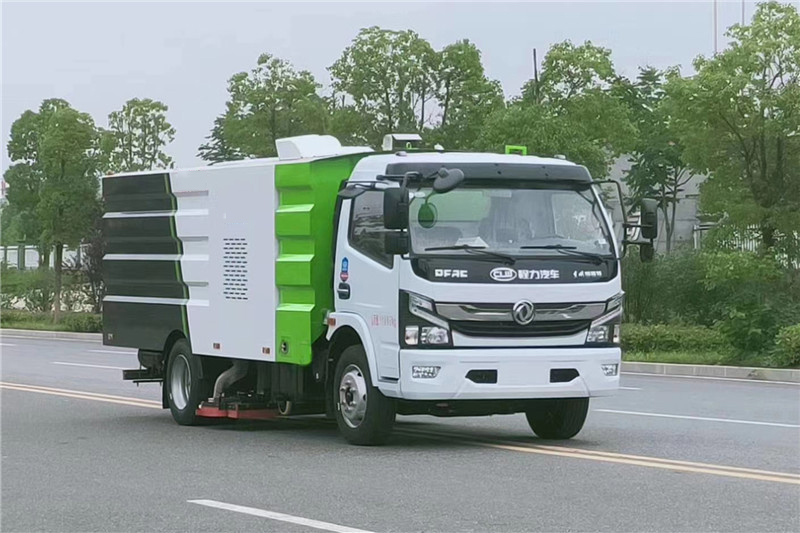 國六東風大多利卡8噸(1.5水6塵)吸塵車
