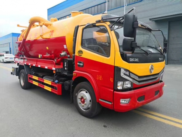 東風(fēng)大多利卡8方 清洗吸污車(一體罐)