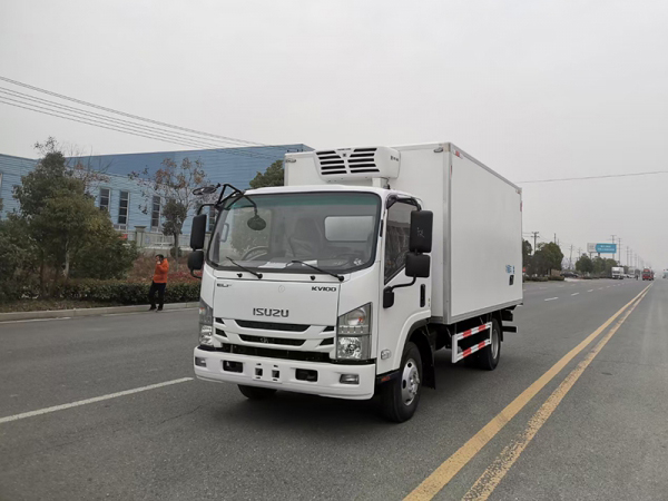 五十鈴國六排放~KV100冷藏車