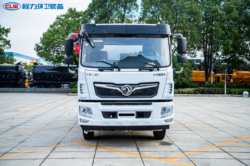 東風(fēng)福瑞卡F9灑水車(chē)(12.3方)