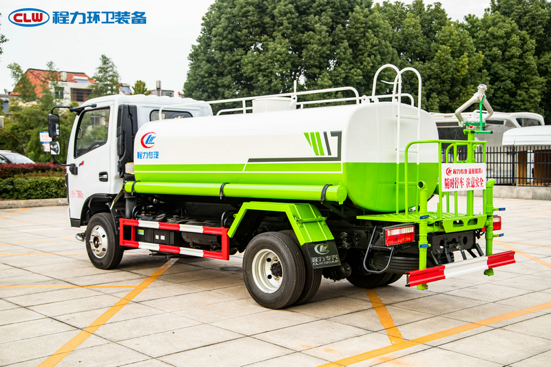 東風(fēng)小福瑞卡灑水車(5噸)