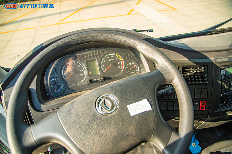 東風(fēng)多利卡D9灑水車(12-15立方)(標(biāo)準(zhǔn)化)