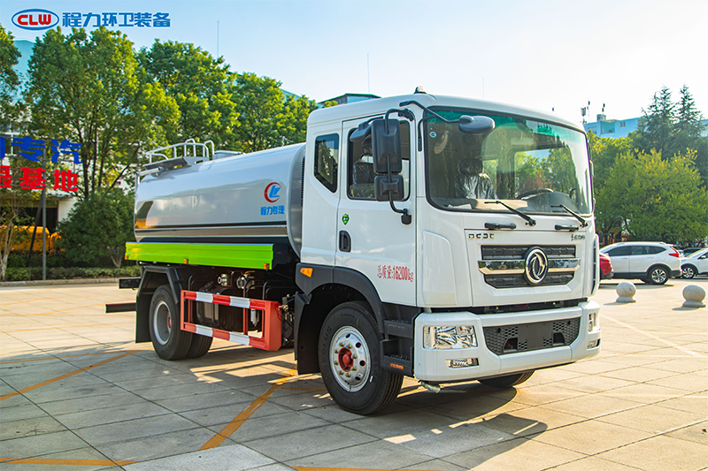 東風(fēng)多利卡D9灑水車(12-15立方)(標(biāo)準(zhǔn)化)
