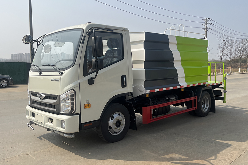 福田藍(lán)牌灑水車(7方)