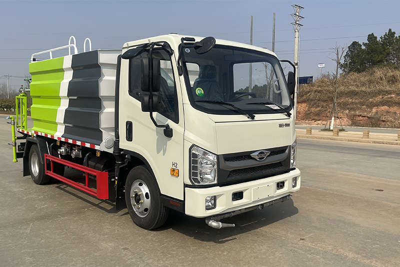 福田藍(lán)牌灑水車(7方)